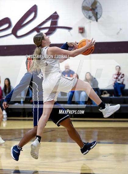 Thumbnail 1 in Thorsby @ Marion photogallery.
