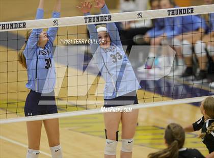 Thumbnail 3 in Copper Hills @ Westlake photogallery.
