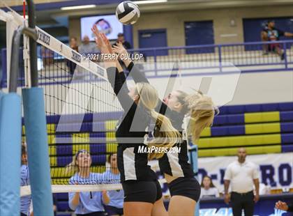 Thumbnail 1 in Copper Hills @ Westlake photogallery.