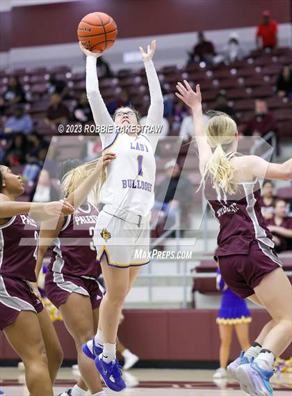 Thumbnail 2 in Palestine vs. Chapel Hill (UIL 4A Bi-District Playoff) photogallery.