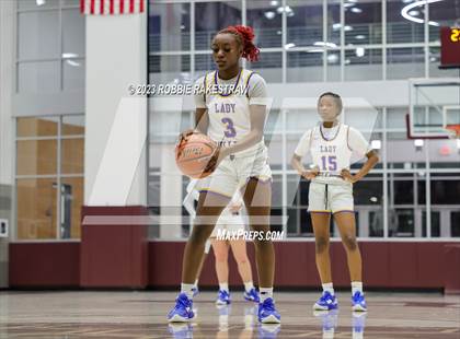 Thumbnail 2 in Palestine vs. Chapel Hill (UIL 4A Bi-District Playoff) photogallery.
