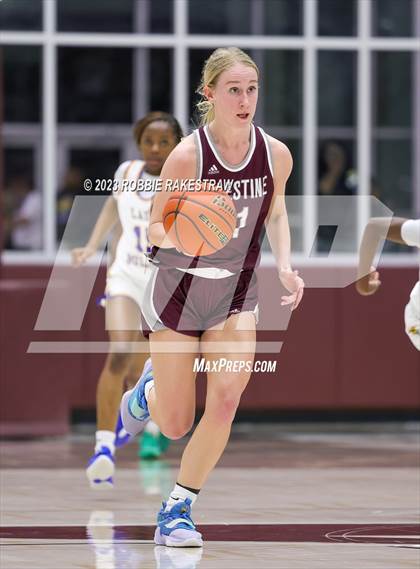 Thumbnail 1 in Palestine vs. Chapel Hill (UIL 4A Bi-District Playoff) photogallery.