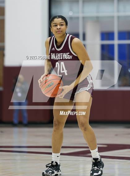 Thumbnail 1 in Palestine vs. Chapel Hill (UIL 4A Bi-District Playoff) photogallery.