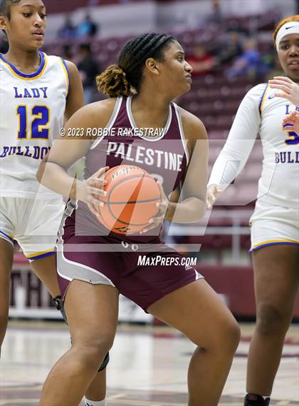 Thumbnail 3 in Palestine vs. Chapel Hill (UIL 4A Bi-District Playoff) photogallery.