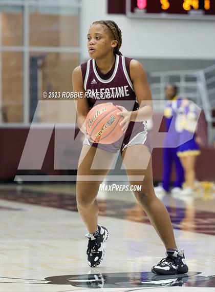 Thumbnail 1 in Palestine vs. Chapel Hill (UIL 4A Bi-District Playoff) photogallery.