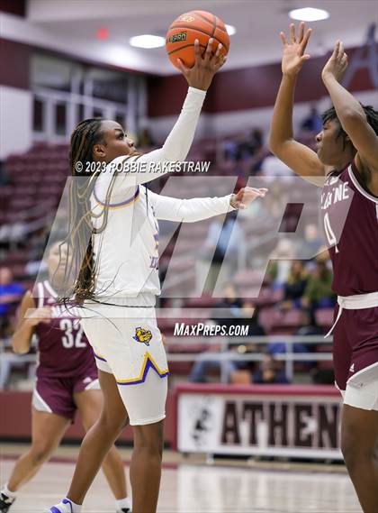 Thumbnail 1 in Palestine vs. Chapel Hill (UIL 4A Bi-District Playoff) photogallery.