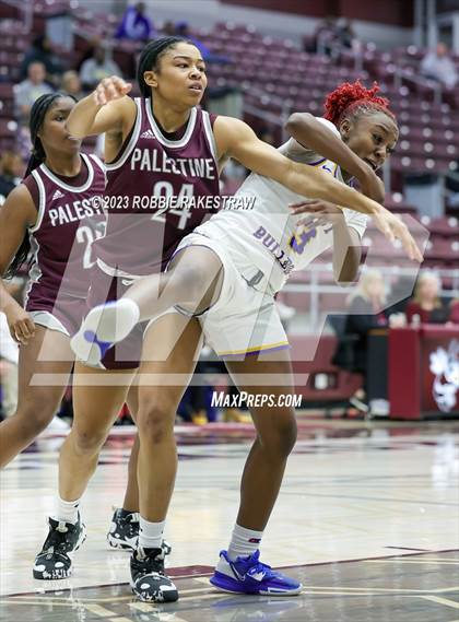 Thumbnail 2 in Palestine vs. Chapel Hill (UIL 4A Bi-District Playoff) photogallery.