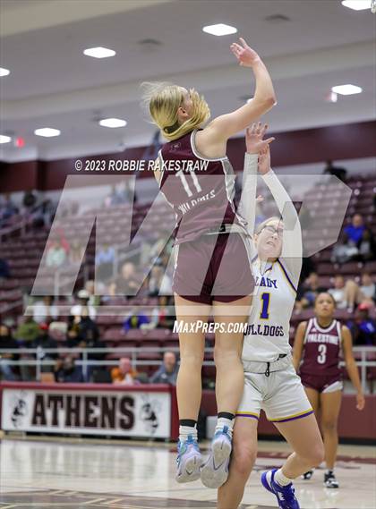 Thumbnail 1 in Palestine vs. Chapel Hill (UIL 4A Bi-District Playoff) photogallery.