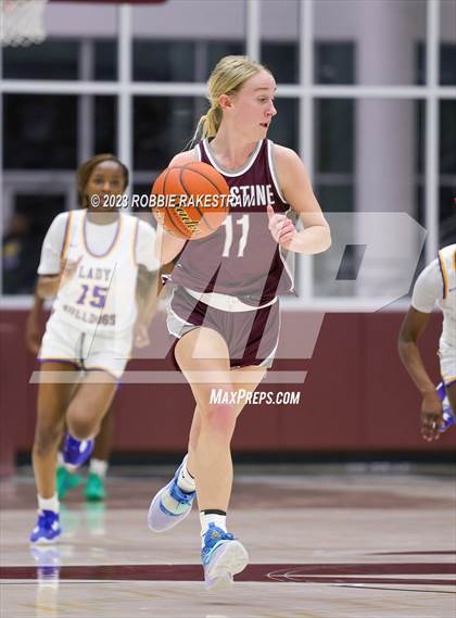 Thumbnail 2 in Palestine vs. Chapel Hill (UIL 4A Bi-District Playoff) photogallery.