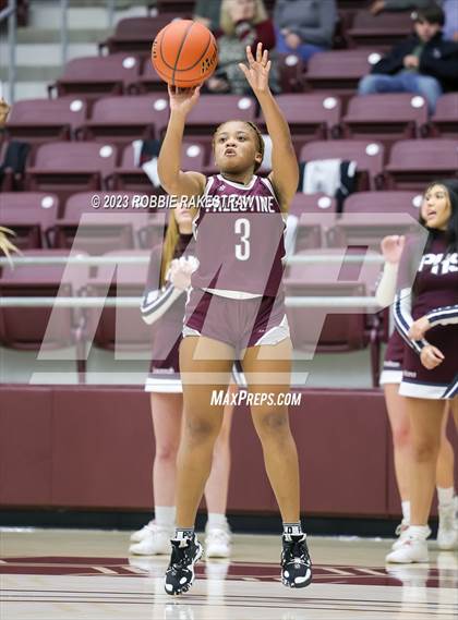Thumbnail 3 in Palestine vs. Chapel Hill (UIL 4A Bi-District Playoff) photogallery.