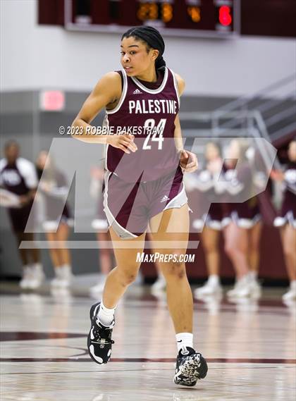 Thumbnail 2 in Palestine vs. Chapel Hill (UIL 4A Bi-District Playoff) photogallery.