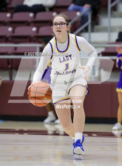 Thumbnail 2 in Palestine vs. Chapel Hill (UIL 4A Bi-District Playoff) photogallery.