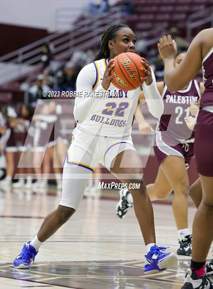 Thumbnail 3 in Palestine vs. Chapel Hill (UIL 4A Bi-District Playoff) photogallery.