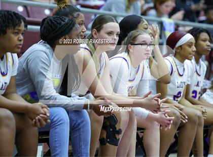 Thumbnail 2 in Palestine vs. Chapel Hill (UIL 4A Bi-District Playoff) photogallery.
