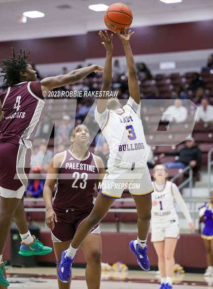 Thumbnail 3 in Palestine vs. Chapel Hill (UIL 4A Bi-District Playoff) photogallery.
