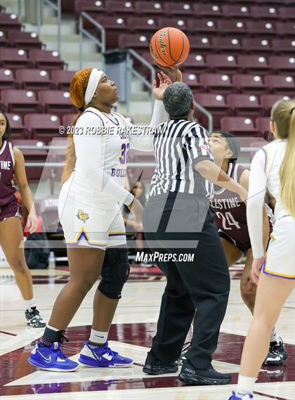 Thumbnail 2 in Palestine vs. Chapel Hill (UIL 4A Bi-District Playoff) photogallery.
