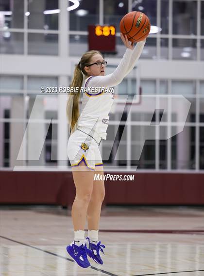 Thumbnail 2 in Palestine vs. Chapel Hill (UIL 4A Bi-District Playoff) photogallery.