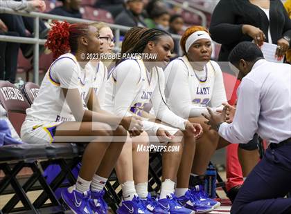 Thumbnail 1 in Palestine vs. Chapel Hill (UIL 4A Bi-District Playoff) photogallery.