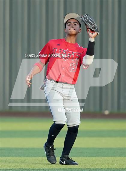 Thumbnail 3 in Life Waxahachie vs Aubrey (UIL Area Round) photogallery.
