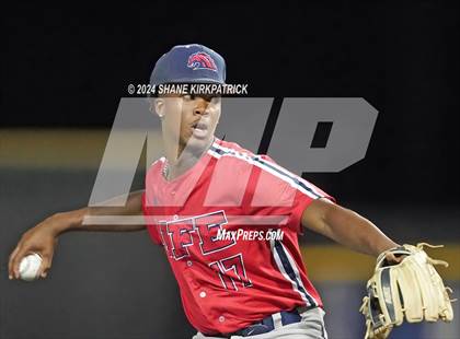 Thumbnail 2 in Life Waxahachie vs Aubrey (UIL Area Round) photogallery.
