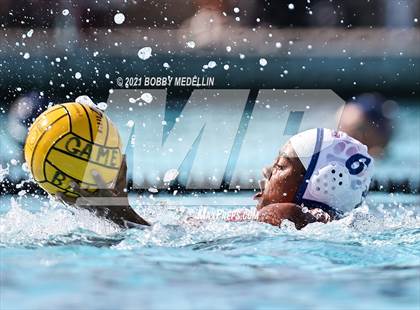 Thumbnail 3 in Arroyo Grande vs. Buchanan photogallery.