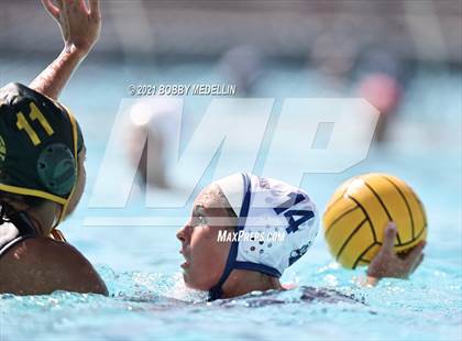 Thumbnail 2 in Arroyo Grande vs. Buchanan photogallery.