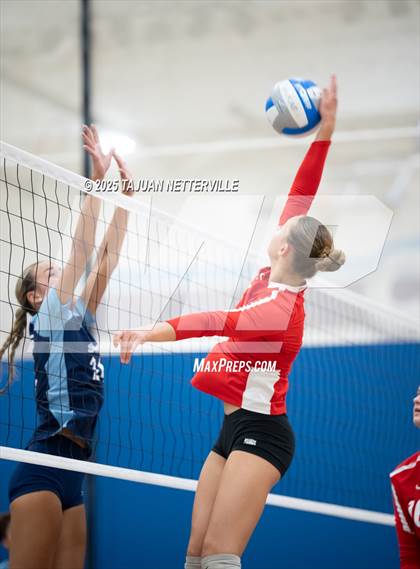 Thumbnail 3 in Village Christian @ Saugus photogallery.