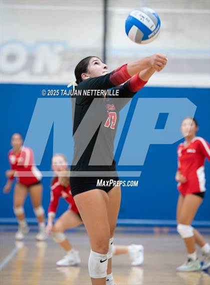 Thumbnail 3 in Village Christian @ Saugus photogallery.