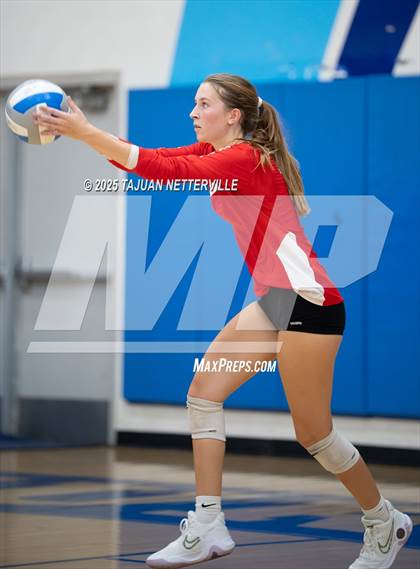 Thumbnail 3 in Village Christian @ Saugus photogallery.
