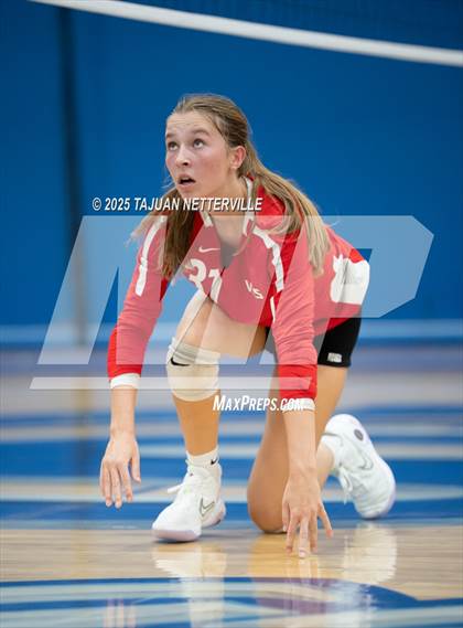 Thumbnail 3 in Village Christian @ Saugus photogallery.