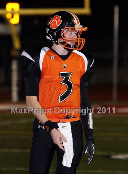 Thumbnail 2 in Coudersport vs. Clarion Area (District IX Class A Semifinal) photogallery.