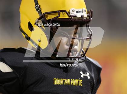 Thumbnail 2 in Brophy College Prep vs. Mountain Pointe photogallery.