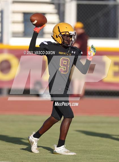 Thumbnail 2 in Brophy College Prep vs. Mountain Pointe photogallery.