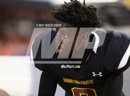 Thumbnail 3 in Brophy College Prep vs. Mountain Pointe photogallery.