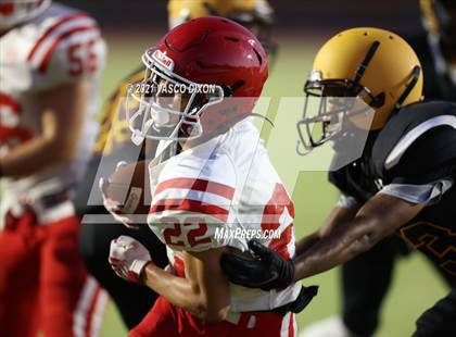 Thumbnail 2 in Brophy College Prep vs. Mountain Pointe photogallery.