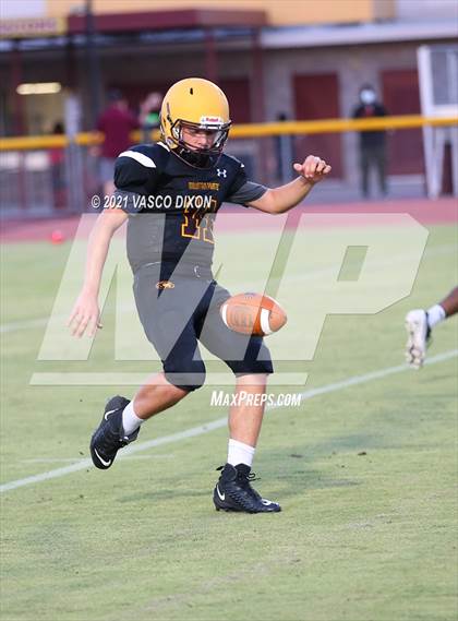 Thumbnail 2 in Brophy College Prep vs. Mountain Pointe photogallery.