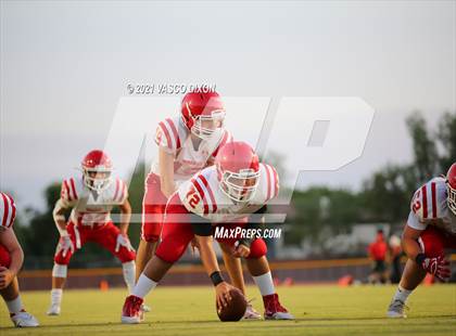 Thumbnail 2 in Brophy College Prep vs. Mountain Pointe photogallery.