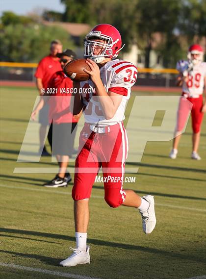 Thumbnail 1 in Brophy College Prep vs. Mountain Pointe photogallery.