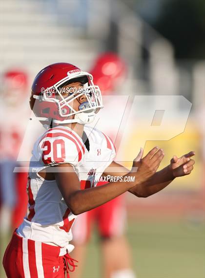 Thumbnail 3 in Brophy College Prep vs. Mountain Pointe photogallery.