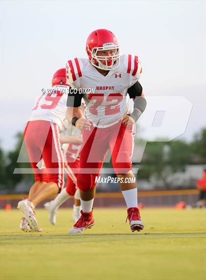 Thumbnail 3 in Brophy College Prep vs. Mountain Pointe photogallery.