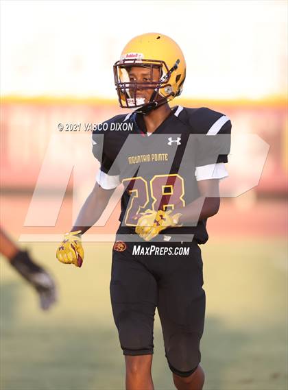Thumbnail 2 in Brophy College Prep vs. Mountain Pointe photogallery.