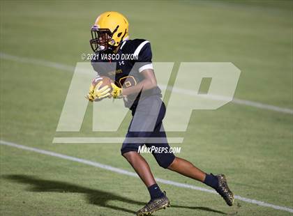 Thumbnail 1 in Brophy College Prep vs. Mountain Pointe photogallery.