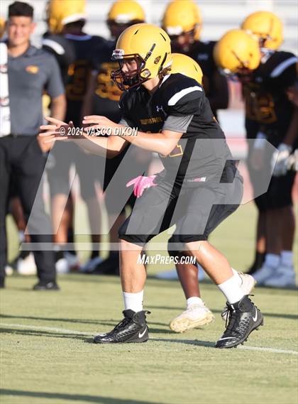 Thumbnail 1 in Brophy College Prep vs. Mountain Pointe photogallery.