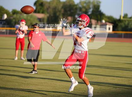 Thumbnail 1 in Brophy College Prep vs. Mountain Pointe photogallery.
