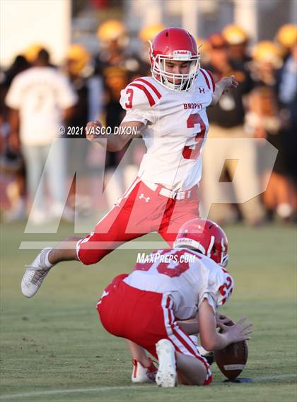 Thumbnail 1 in Brophy College Prep vs. Mountain Pointe photogallery.