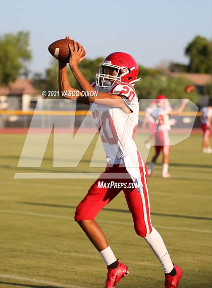 Thumbnail 2 in Brophy College Prep vs. Mountain Pointe photogallery.