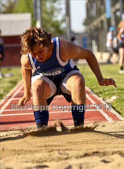 Thumbnail 3 in Titan Top 9 Invitational (Boys Triple Jump) photogallery.