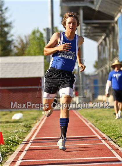 Thumbnail 3 in Titan Top 9 Invitational (Boys Triple Jump) photogallery.