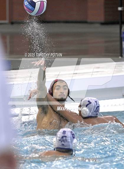 Thumbnail 3 in Fontana vs Baldwin Park (CIF SS Division 5 Final) photogallery.