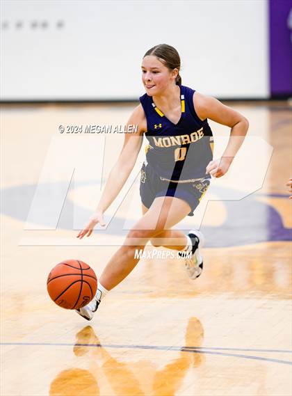 Thumbnail 1 in Monroe @ Bellbrook (A-Teams) photogallery.